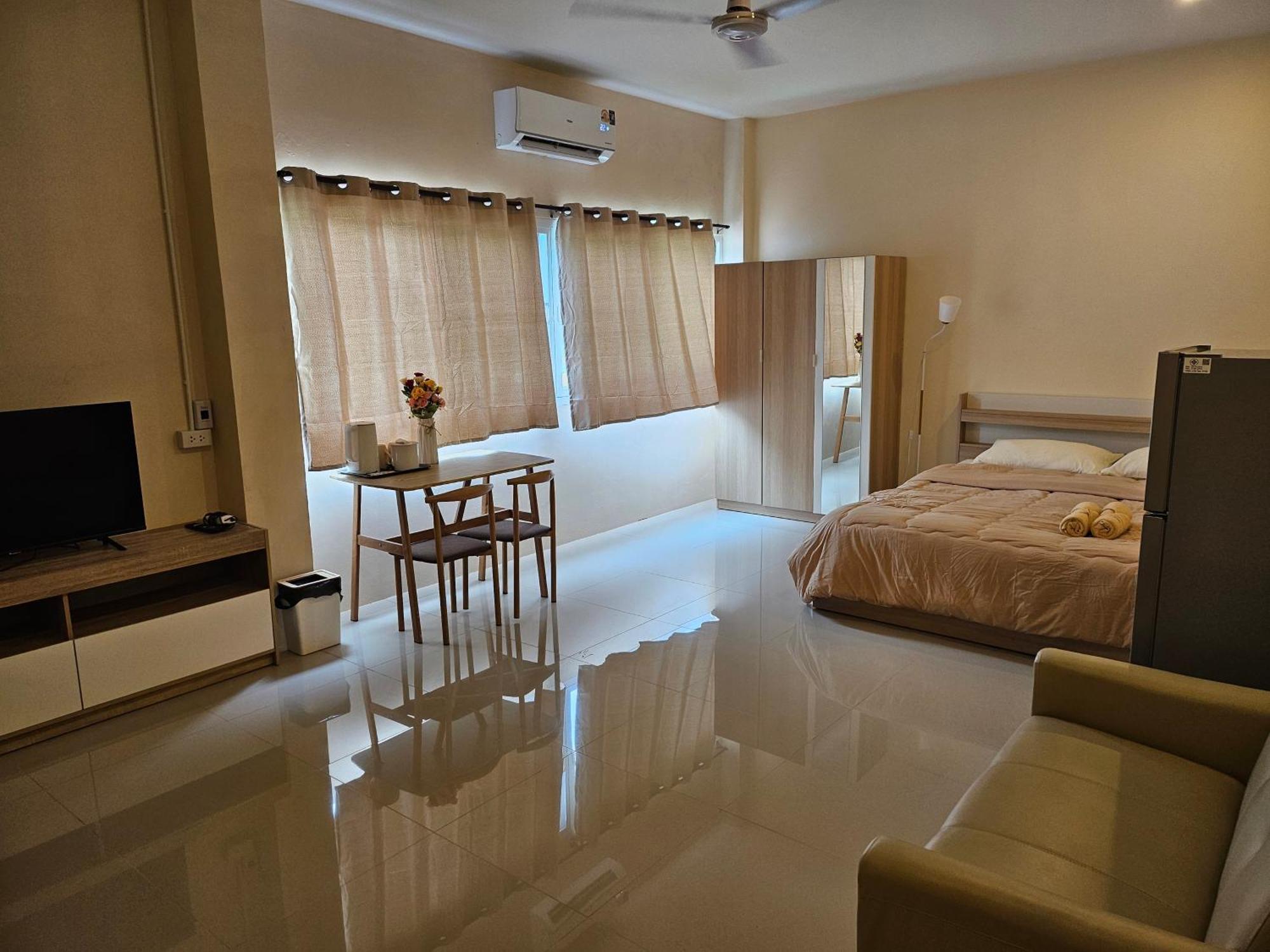 Skypearl Guesthouse & Pub Ko Tao Eksteriør bilde