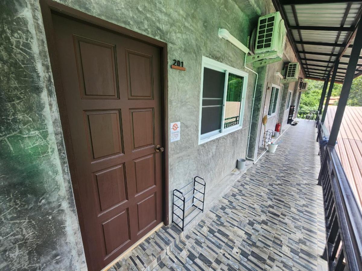 Skypearl Guesthouse & Pub Ko Tao Eksteriør bilde